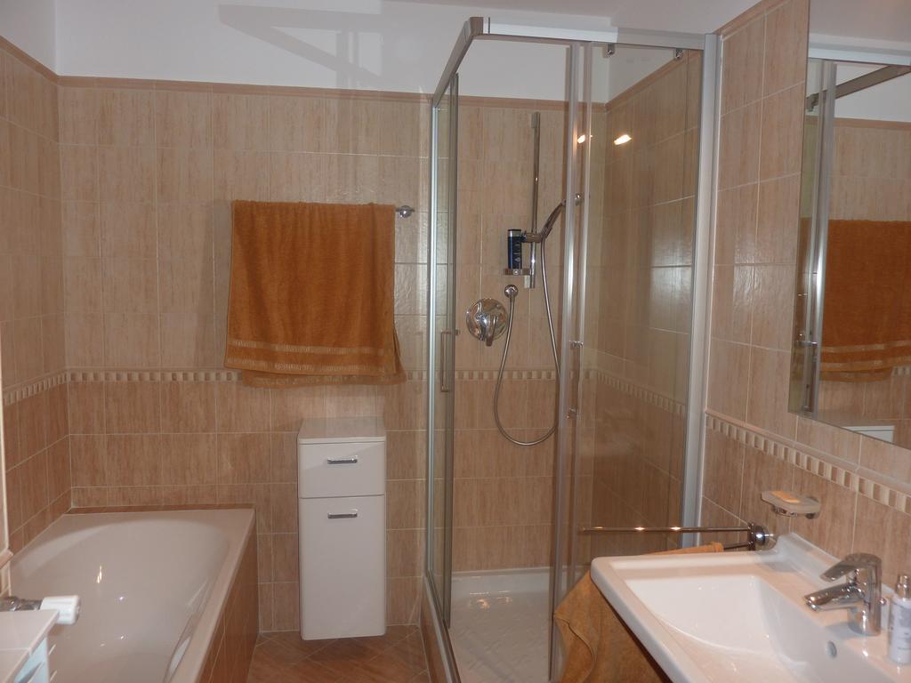 Ferienwohnung Blick Am Mittagskogel Velden am Wörthersee Eksteriør billede